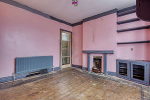 Lounge- click for photo gallery